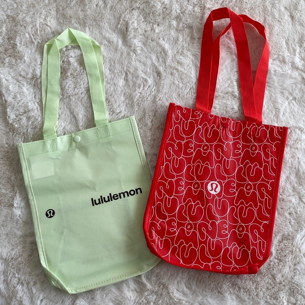 ❤️ Lululemon Limited Edition Brand New Small Tote Bags